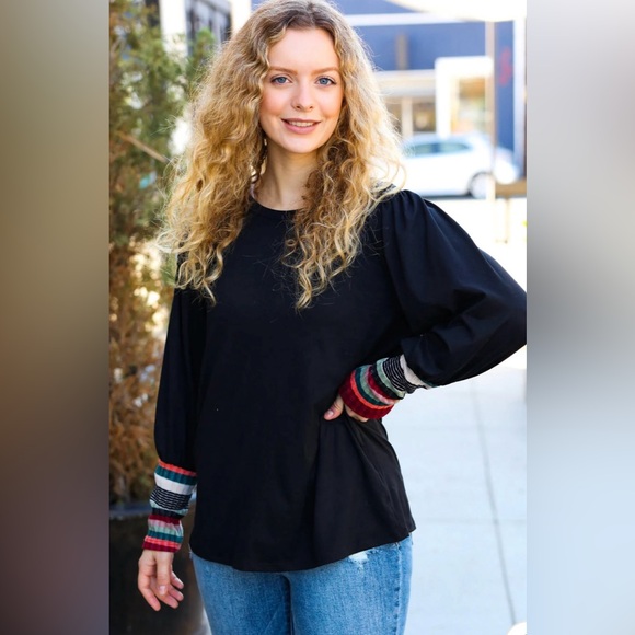 Haptics Tops - NWT Haptics BLACK MULTICOLOR STRIPE BANDED PUFF SLEEVE TOP